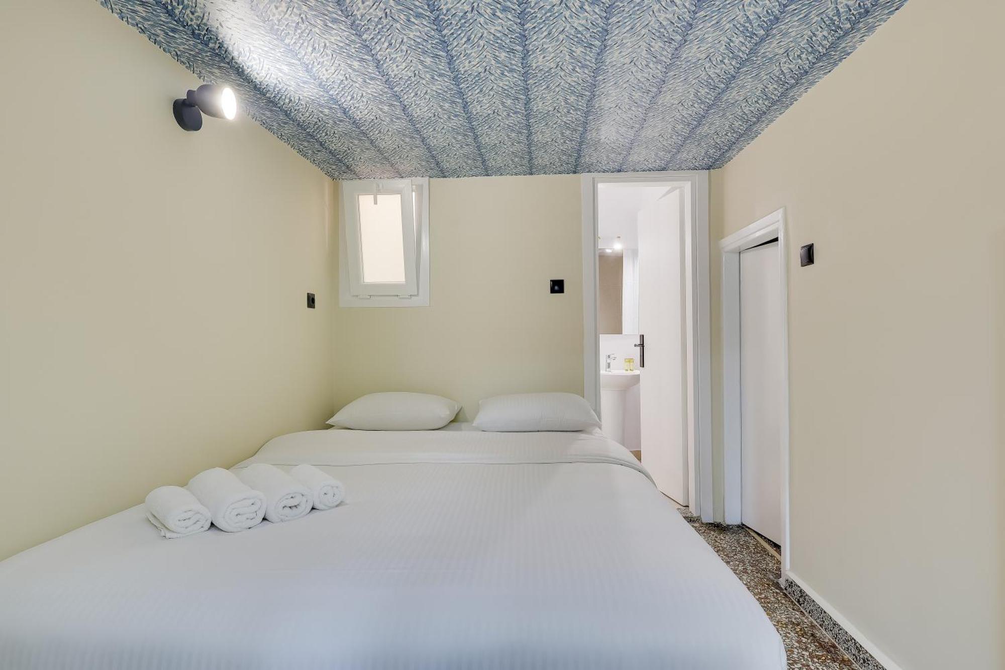 7Athens Aparthotel Exterior photo
