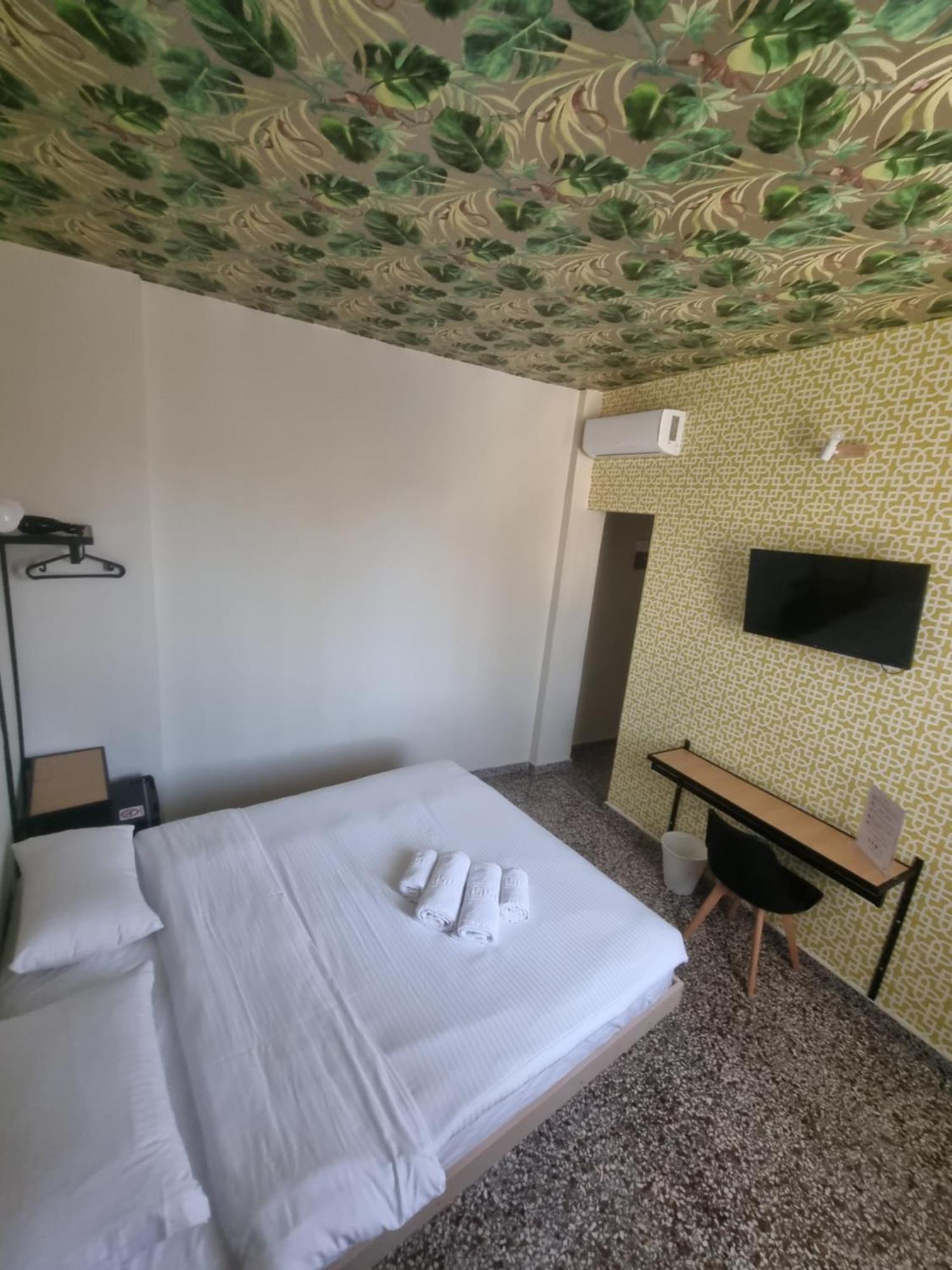 7Athens Aparthotel Room photo